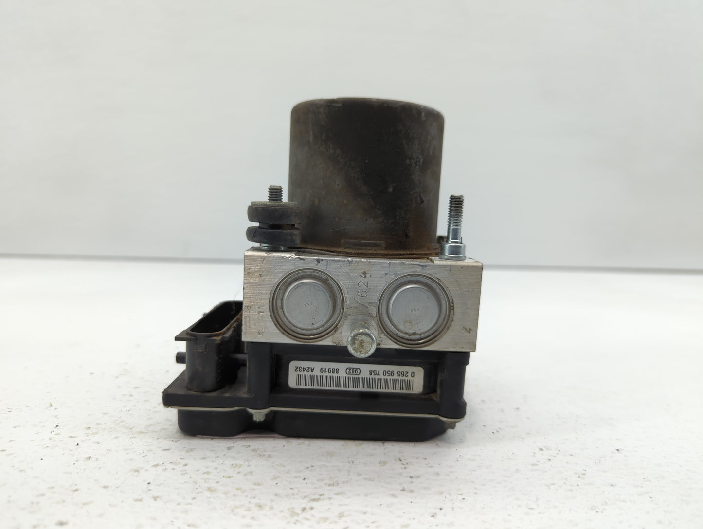 2009-2010 Nissan Maxima ABS Pump Control Module Replacement P/N:476609N00C 47660 9N00C Fits Fits 2009 2010 OEM Used Auto Par