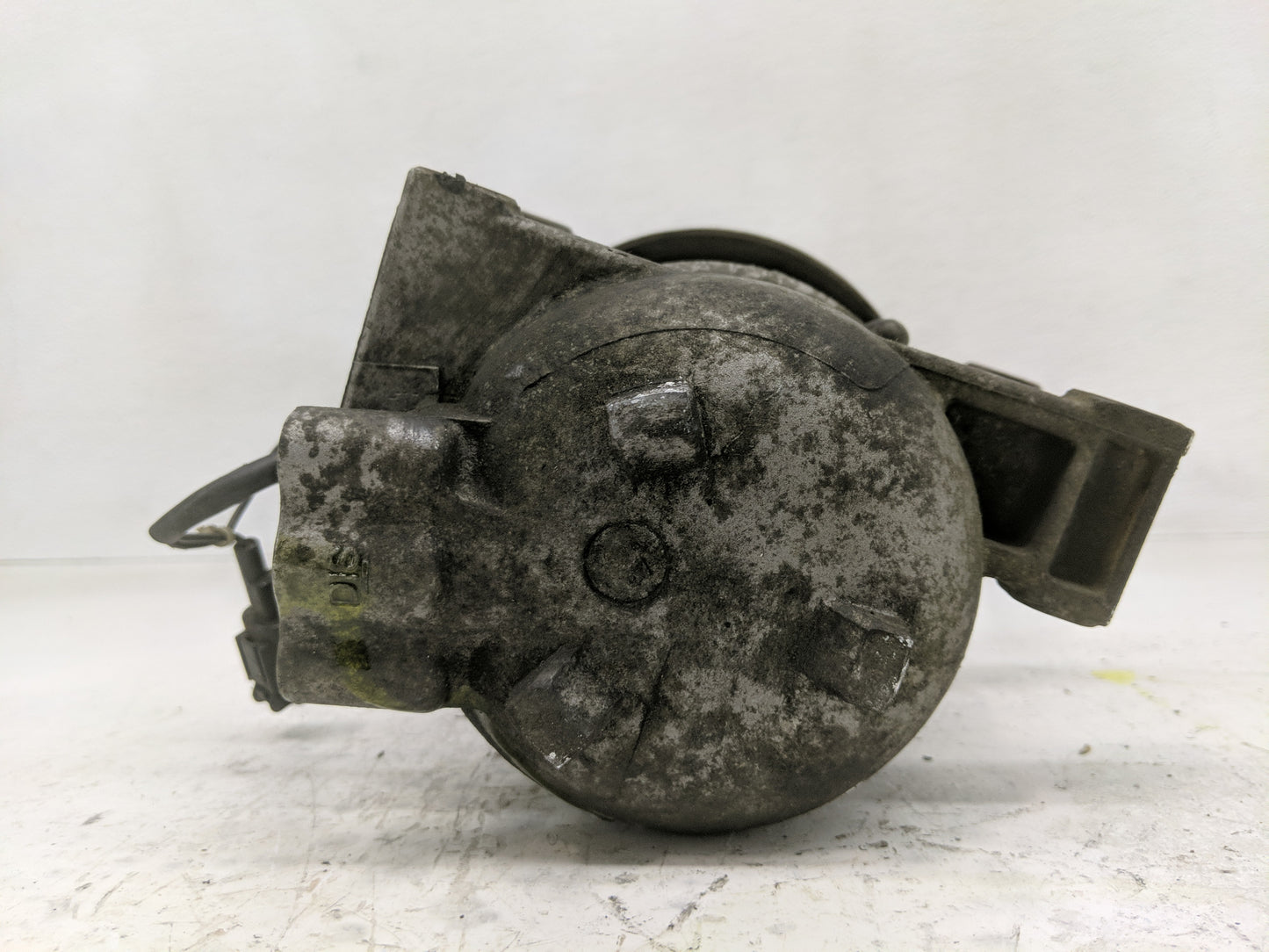 2000-2000 Nissan Xterra Air Conditioning A/c Ac Compressor Oem - Oemusedautoparts1.com