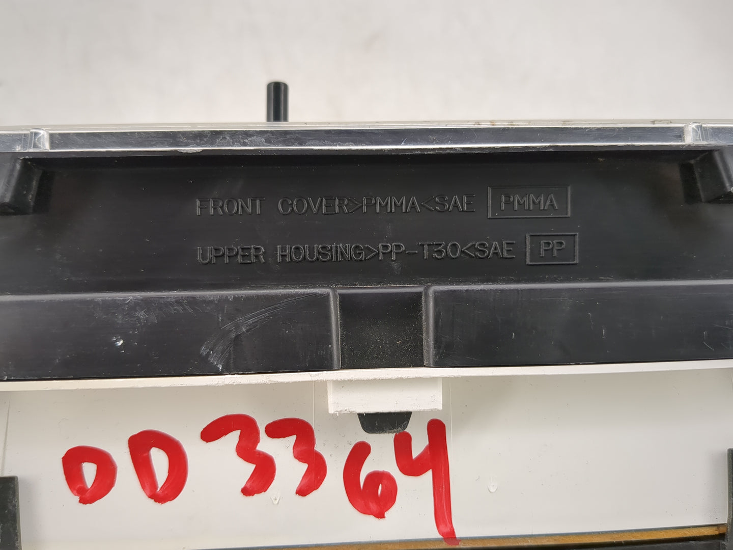 2000 Nissan Xterra Instrument Cluster Speedometer Gauges Fits OEM Used Auto Parts - Oemusedautoparts1.com