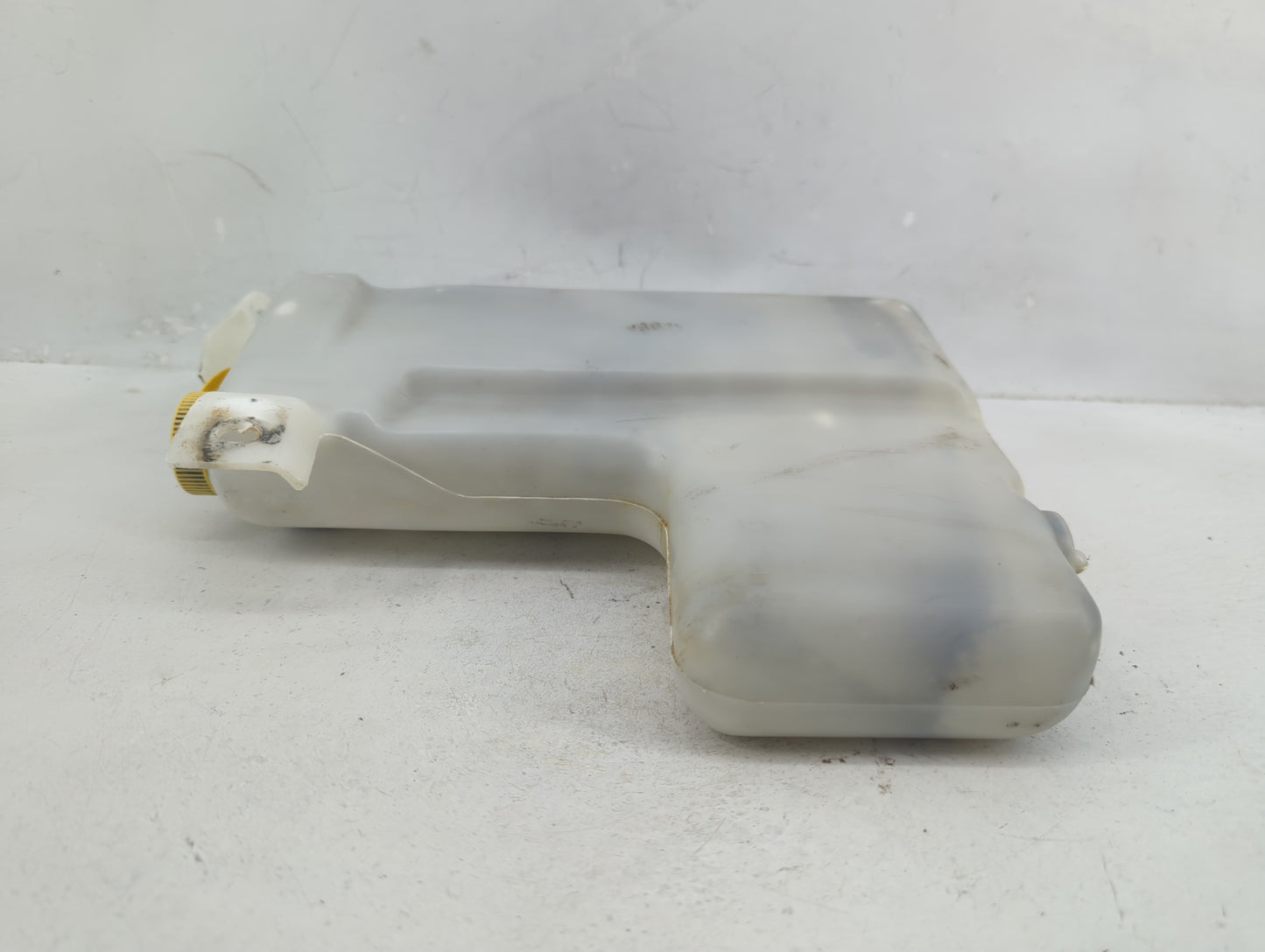 2000-2001 Nissan Xterra Windshield Washer Fluid Reservoir Bottle Oem - Oemusedautoparts1.com