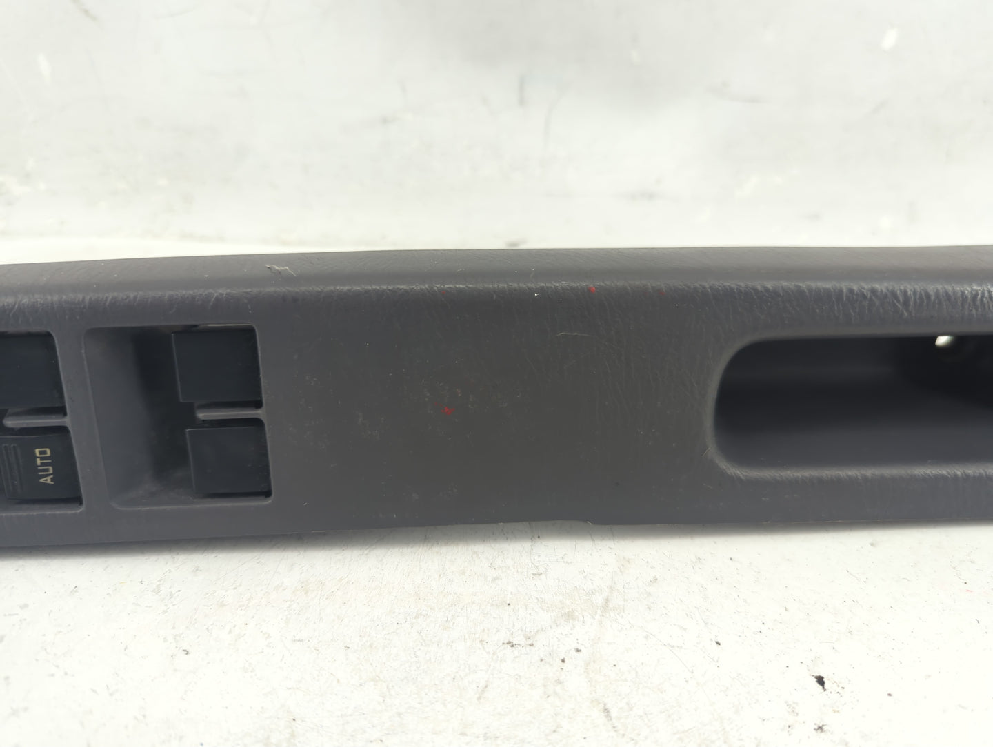 2000-2004 Nissan Xterra Master Power Window Switch Replacement Driver Side Left P/N:80961 8B410 Fits OEM Used Auto Parts - O