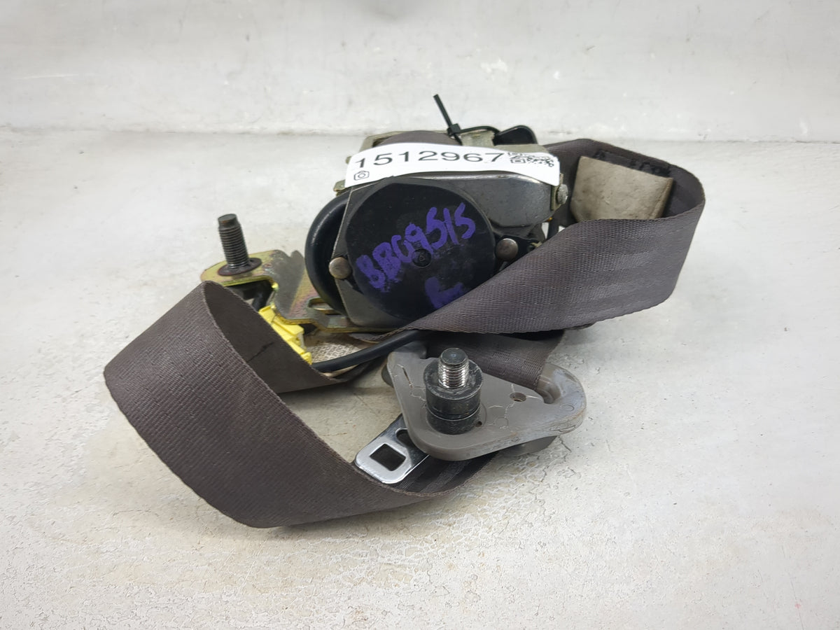 2000-2001 Nissan Xterra Passenger Front Seatbelt Retractor - Oemusedautoparts1.com
