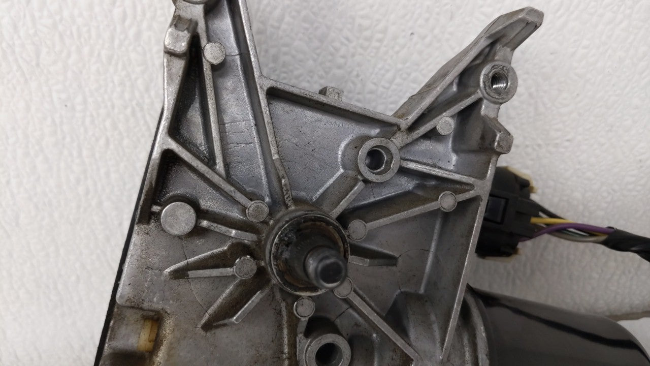 1999-2003 Oldsmobile Alero Rear Windshield Wiper Motor - Oemusedautoparts1.com