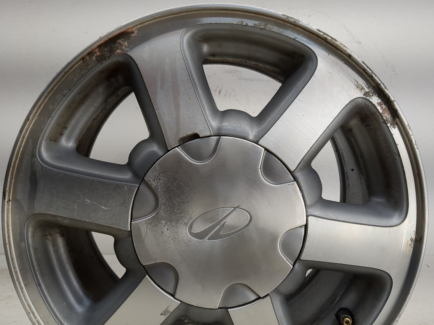 1998-2001 Oldsmobile Bravada Oem Wheel Rim 1120724 - Oemusedautoparts1.com