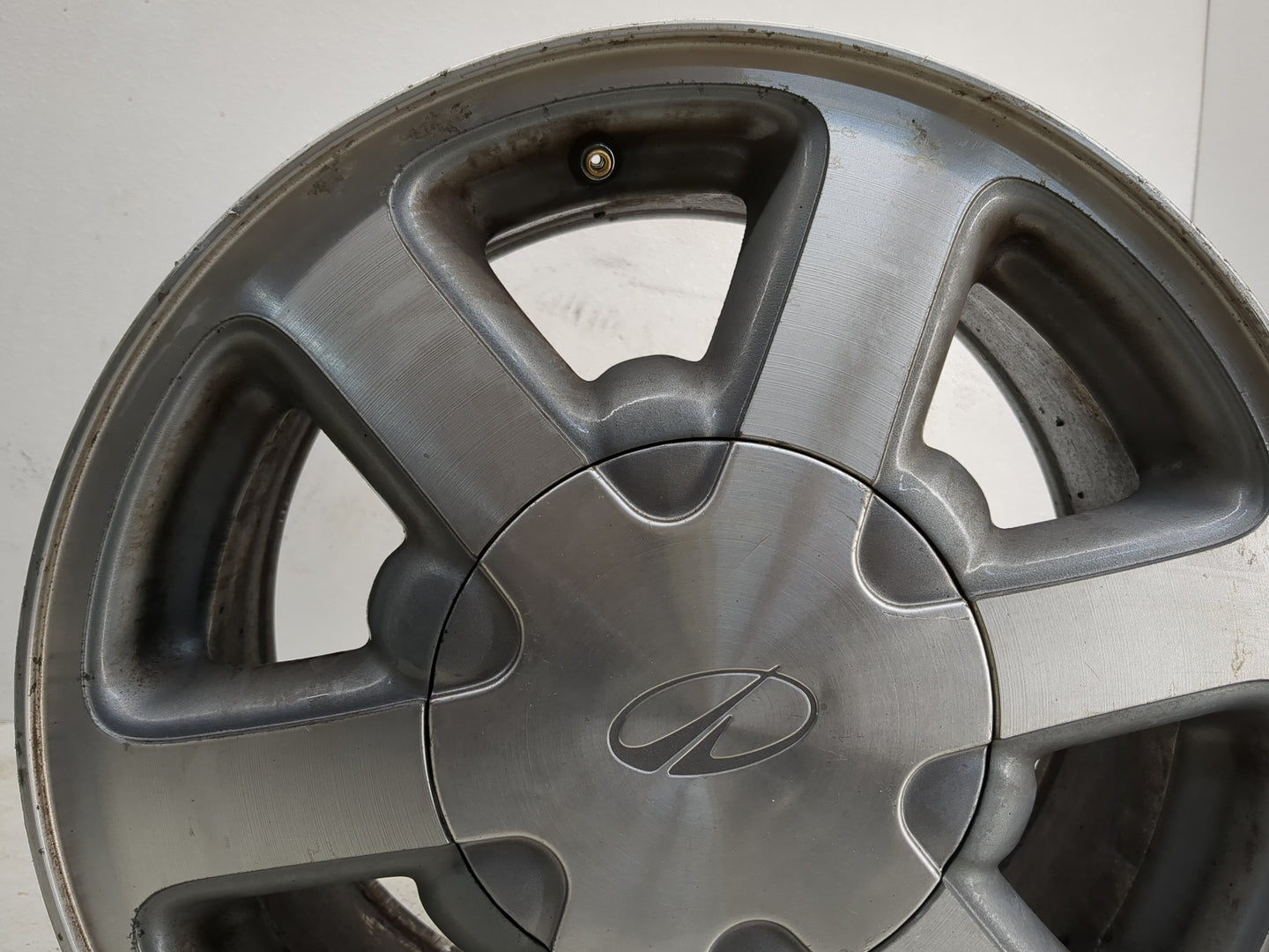 1998-2001 Oldsmobile Bravada Oem Wheel Rim 1120725 - Oemusedautoparts1.com