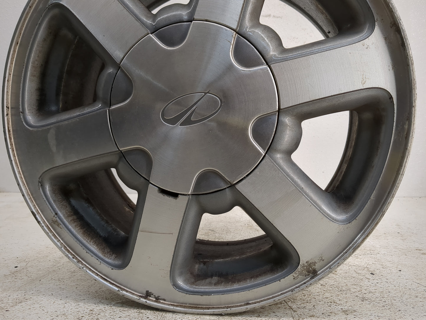 1998-2001 Oldsmobile Bravada Oem Wheel Rim 1120725 - Oemusedautoparts1.com