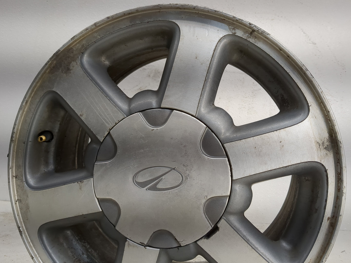 1998-2001 Oldsmobile Bravada Oem Wheel Rim 1120726 - Oemusedautoparts1.com