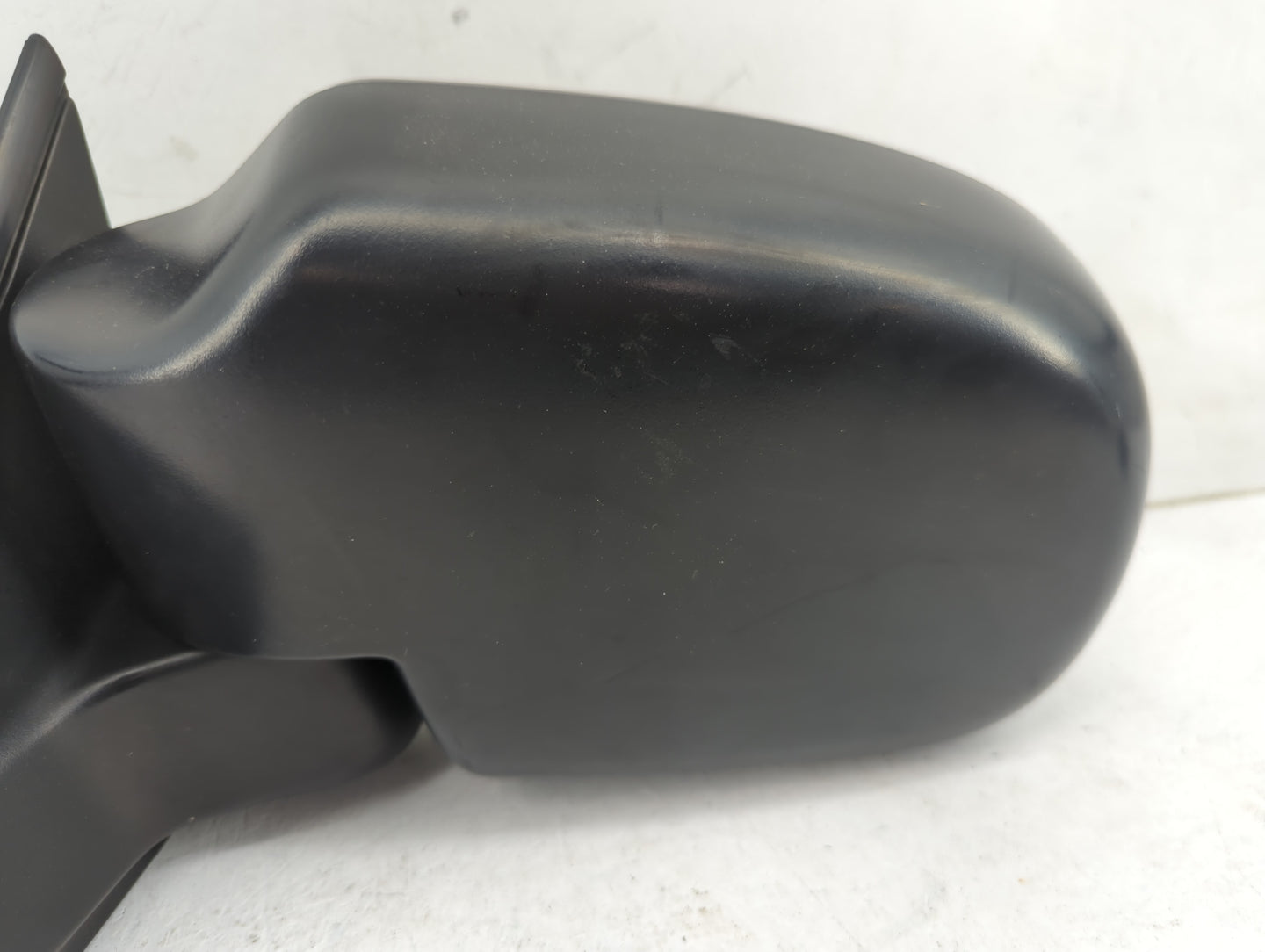 1999-2001 Oldsmobile Bravada Driver Side View Mirror - Left Door Mirror OEM Used - Oemusedautoparts1.com