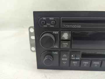 2000-2001 Oldsmobile Bravada Radio AM FM Cd Player Receiver Replacement P/N:15757044 Fits Fits 2000 2001 OEM Used Auto Parts