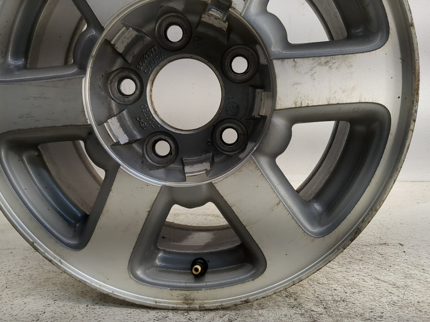 1998-2001 Oldsmobile Bravada Oem Wheel Rim 1317773 - Oemusedautoparts1.com