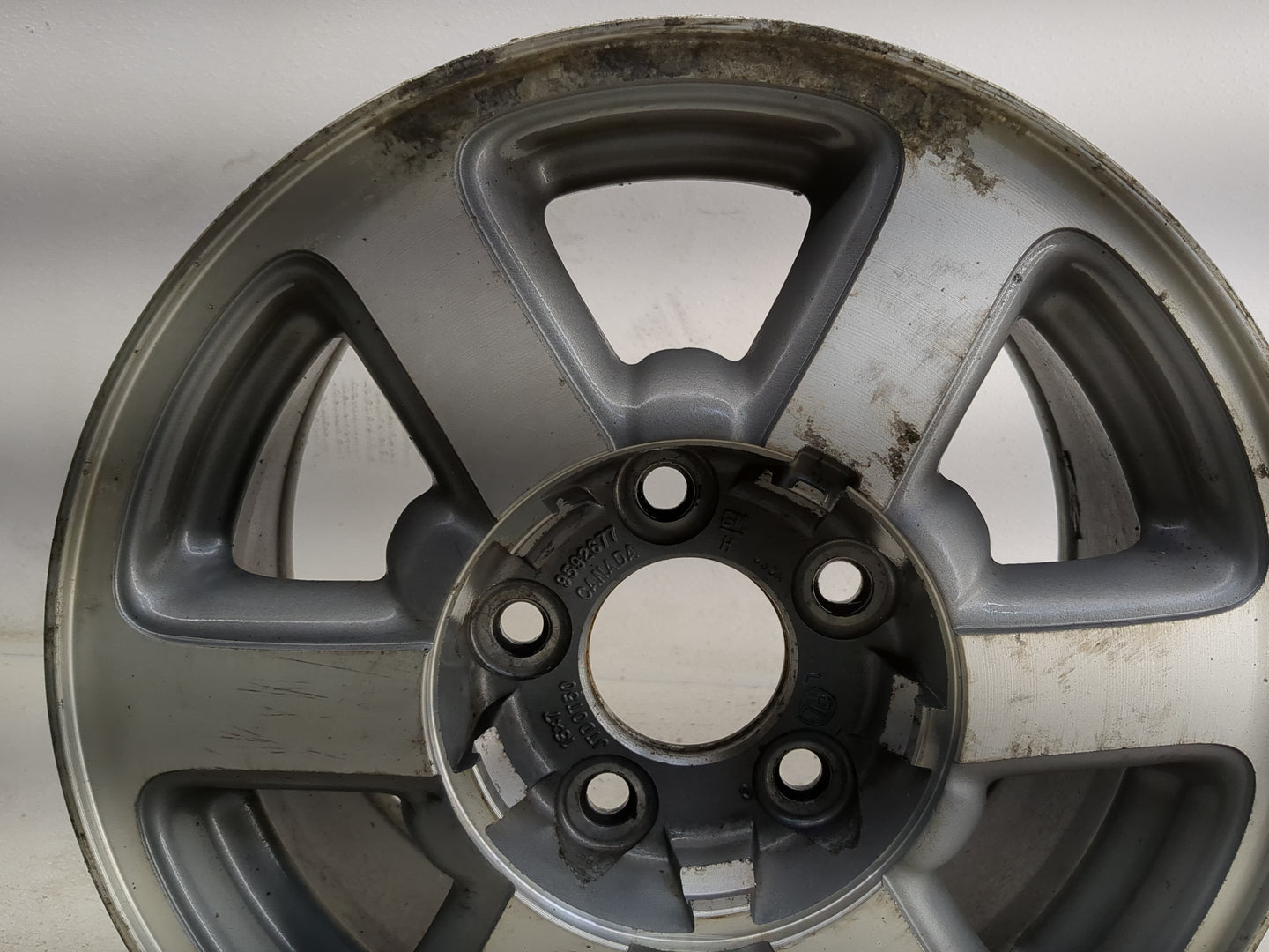 1998-2001 Oldsmobile Bravada Oem Wheel Rim 1317773 - Oemusedautoparts1.com