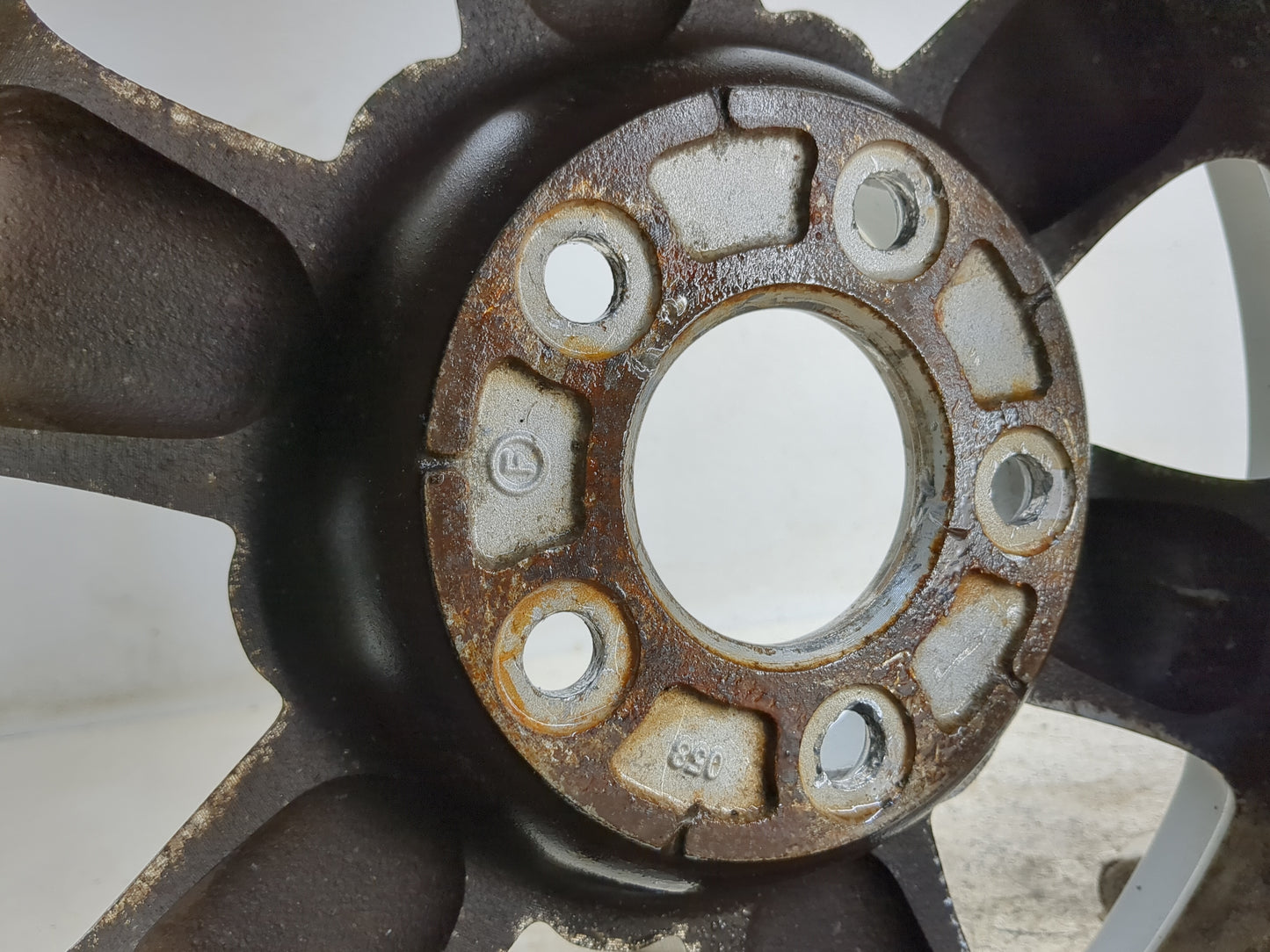 1998-2001 Oldsmobile Bravada Oem Wheel Rim 1317773 - Oemusedautoparts1.com