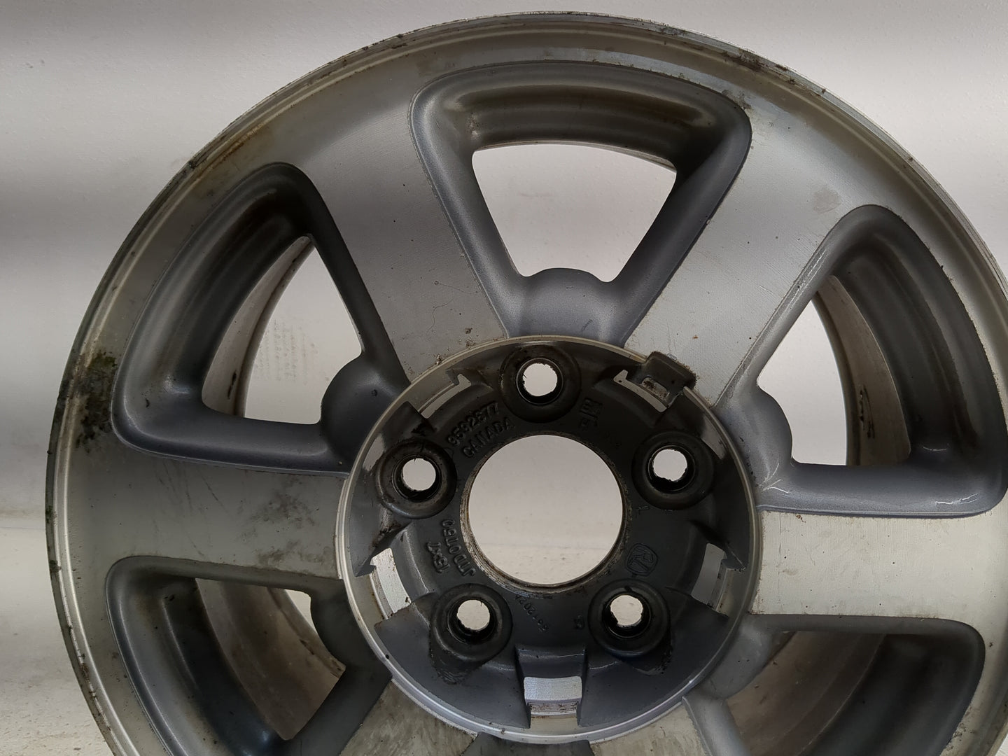 1998-2001 Oldsmobile Bravada Oem Wheel Rim 1317774 - Oemusedautoparts1.com