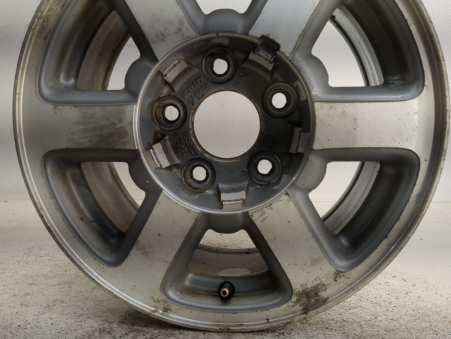 1998-2001 Oldsmobile Bravada Oem Wheel Rim 1317776 - Oemusedautoparts1.com