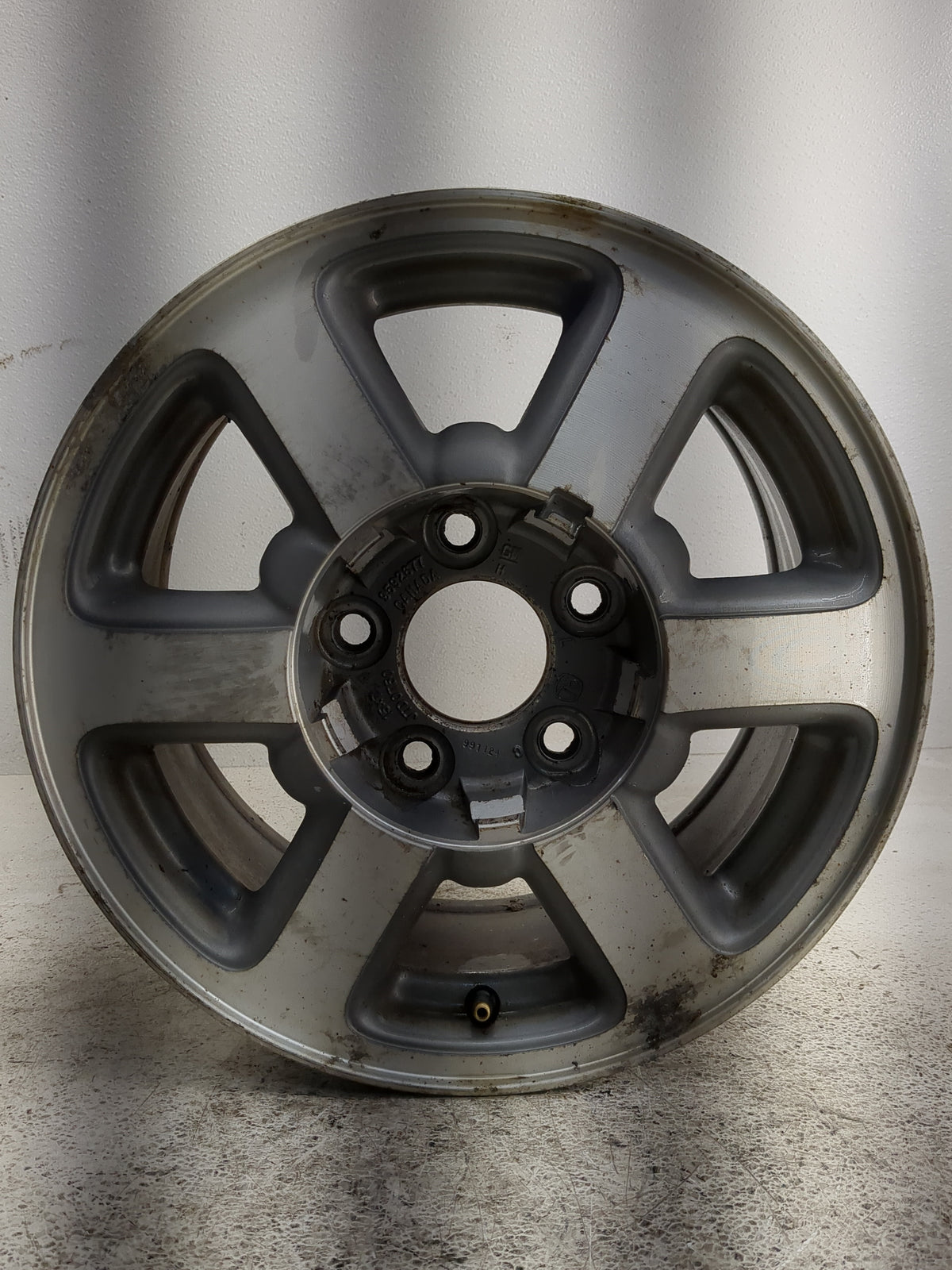 1998-2001 Oldsmobile Bravada Oem Wheel Rim 1317776 - Oemusedautoparts1.com