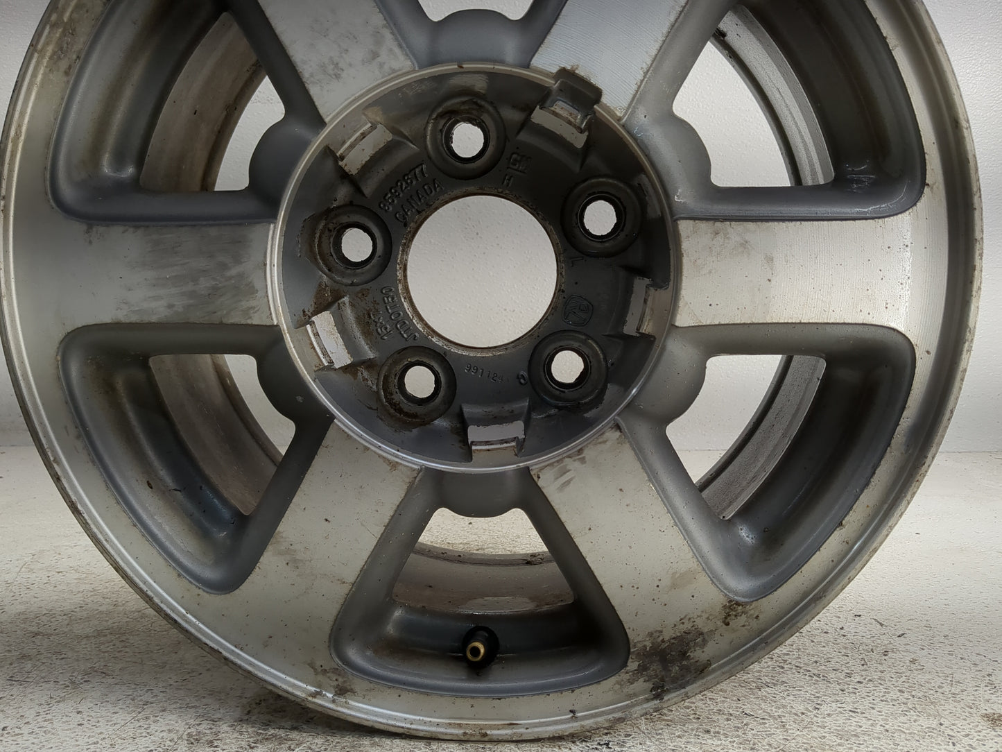 1998-2001 Oldsmobile Bravada Oem Wheel Rim 1317776 - Oemusedautoparts1.com
