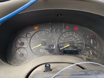 2000-2001 Oldsmobile Bravada Instrument Cluster Speedometer Gauges Fits Fits 2000 2001 OEM Used Auto Parts