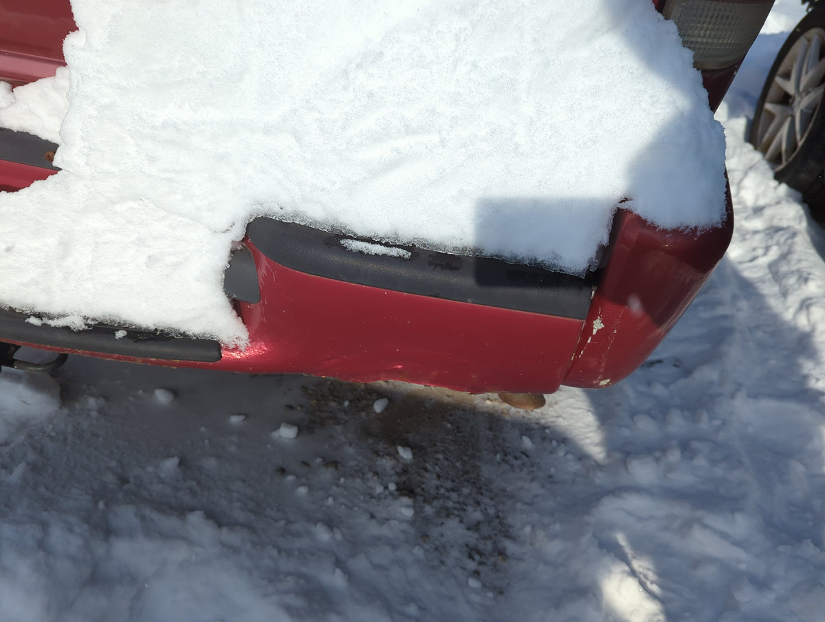 1998-2001 Oldsmobile Bravada Rear Bumper Assembly Oem 1321603 - Oemusedautoparts1.com
