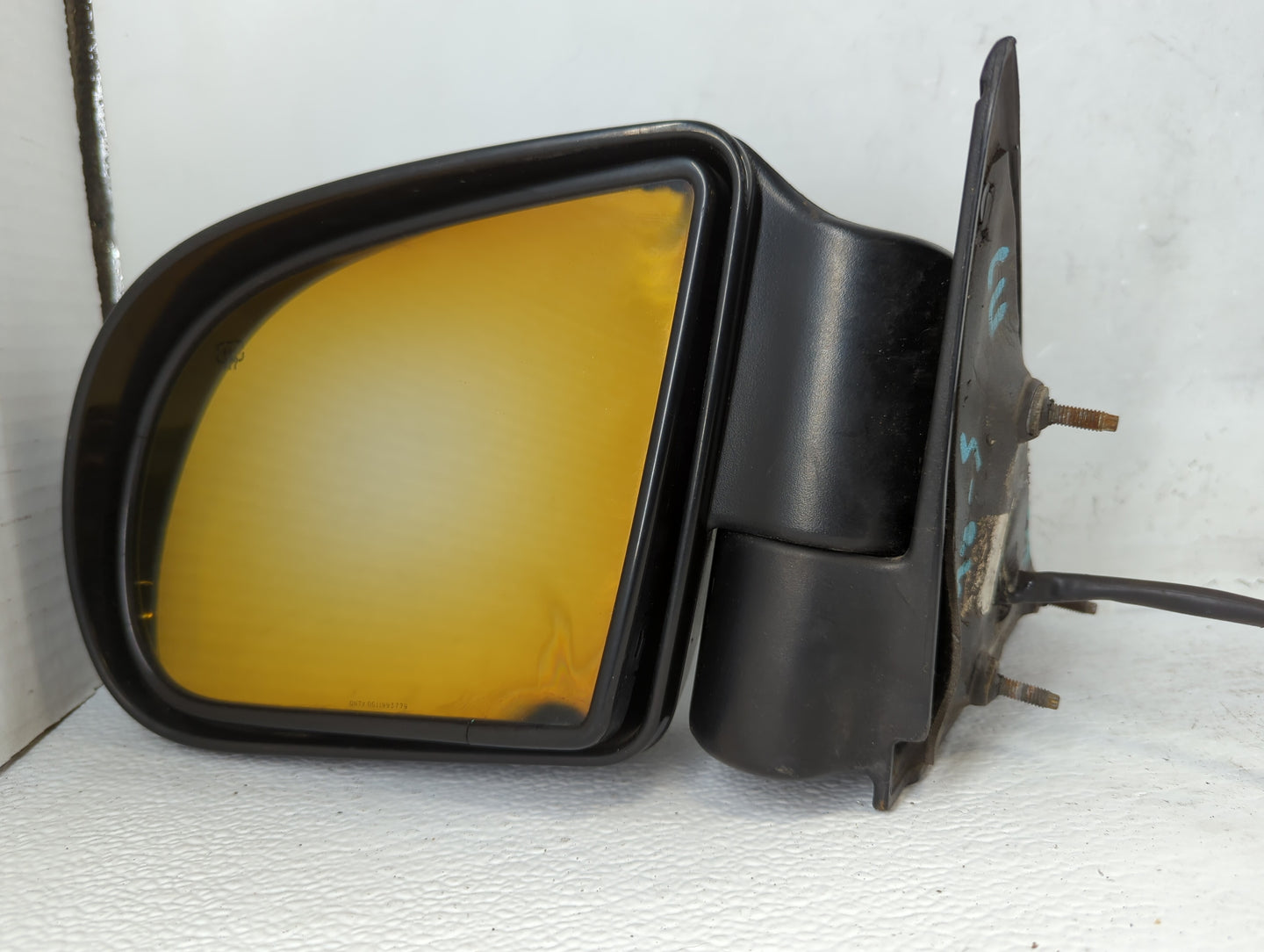 1999-2001 Oldsmobile Bravada Driver Side View Mirror - Left Door Mirror OEM Used - Oemusedautoparts1.com
