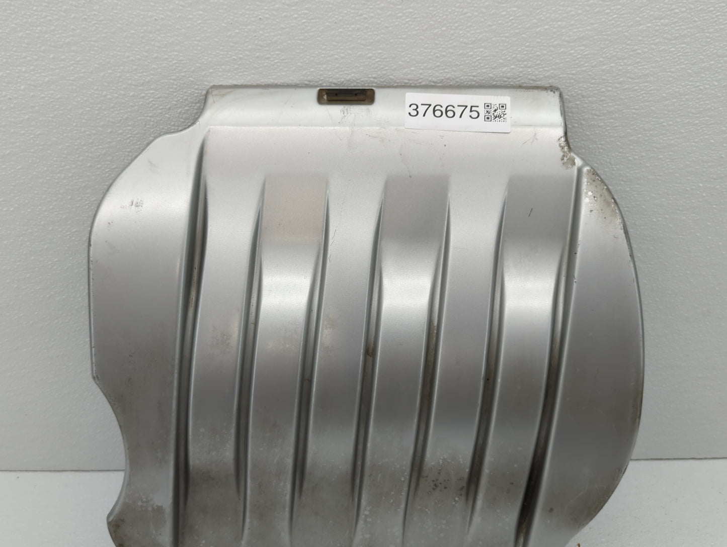 2000 Oldsmobile Intrigue Engine Cover Silver - Oemusedautoparts1.com