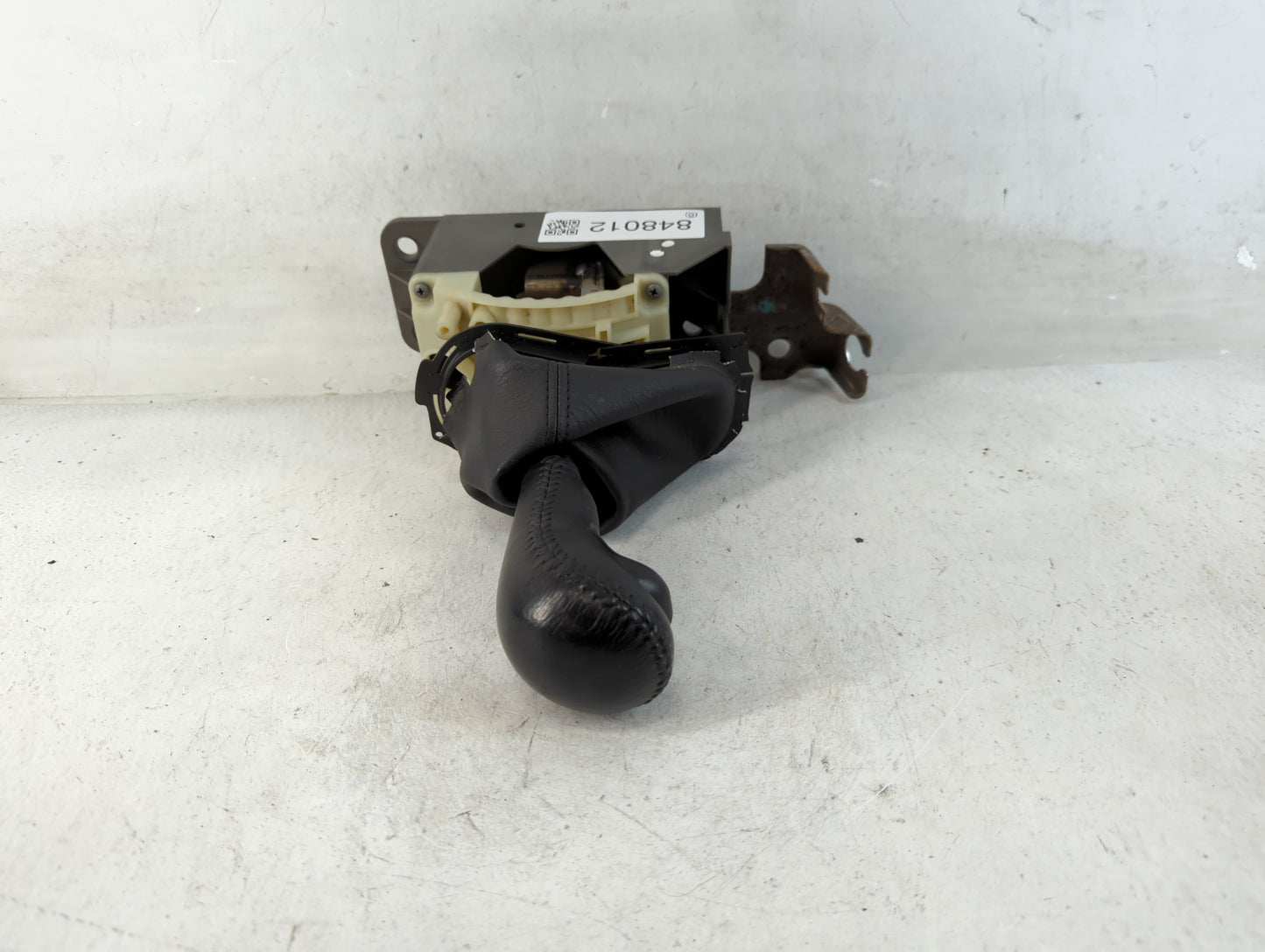 2000 Plymouth Concord Floor Console Assembly Shifter - Oemusedautoparts1.com