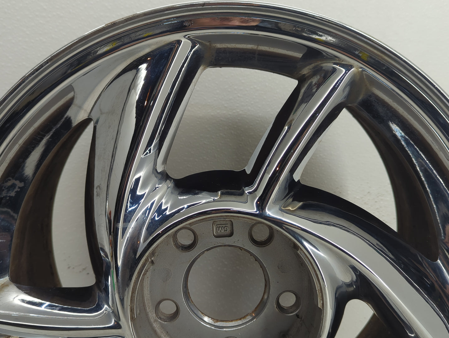 2000-2001 Pontiac Bonneville Oem Wheel Rim - Oemusedautoparts1.com