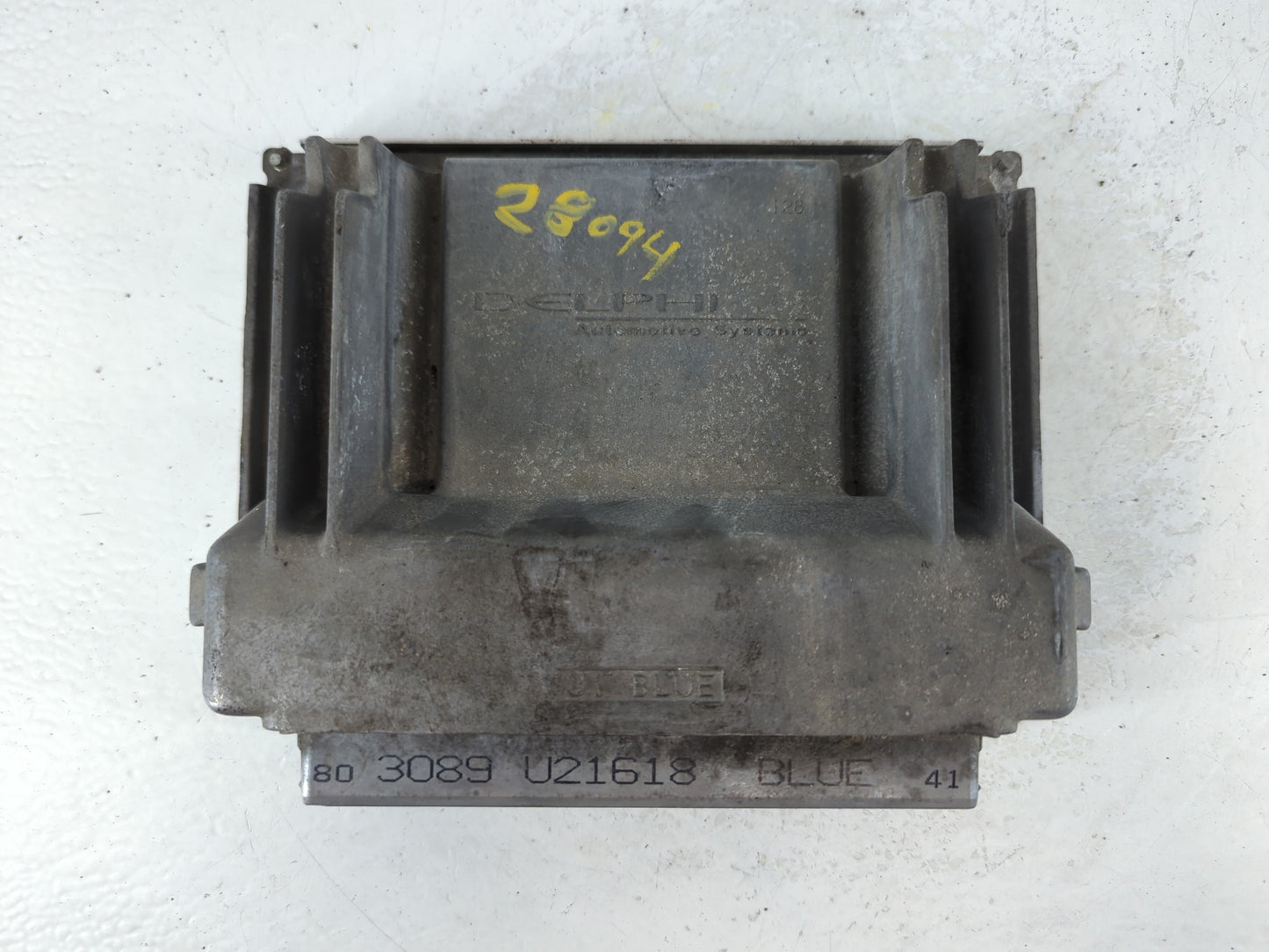 1999-2000 Pontiac Bonneville PCM Engine Control Computer ECU ECM PCU OEM P/N:09361735 Fits Fits 1999 2000 OEM Used Auto Part