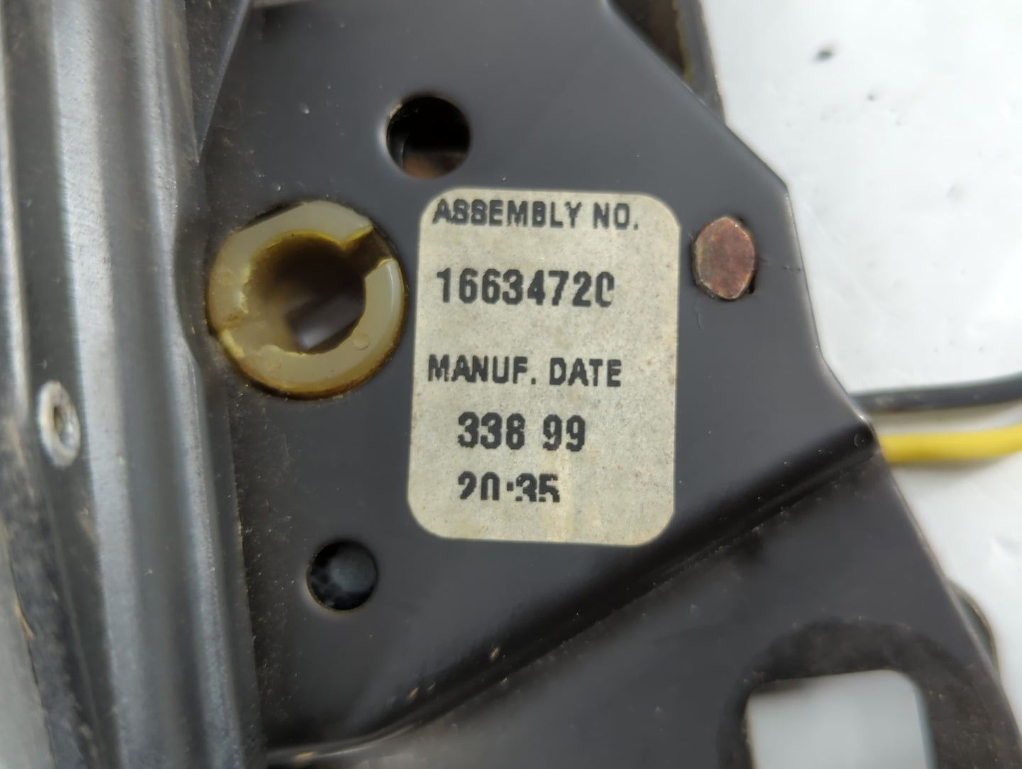 2000 Pontiac Firebird Hood Latch Assembly - Oemusedautoparts1.com