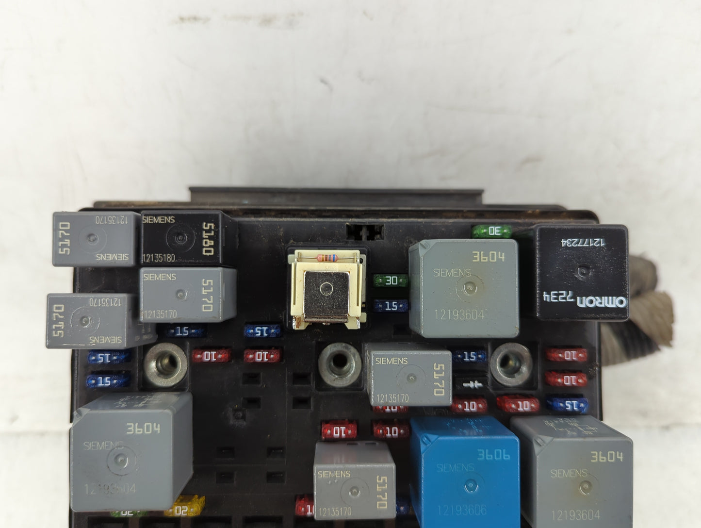 2000 Pontiac Grand Am Fusebox Fuse Box Panel Relay Module P/N:15323498 15328602 Fits OEM Used Auto Parts - Oemusedautoparts1