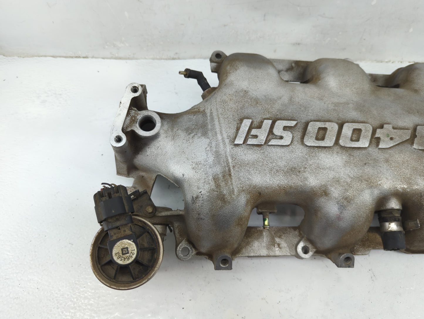 2000-2005 Pontiac Grand Am Air Intake Manifold P/N:24508236 Fits Fits 2000 2001 2002 2003 2004 2005 OEM Used Auto Parts - Oe