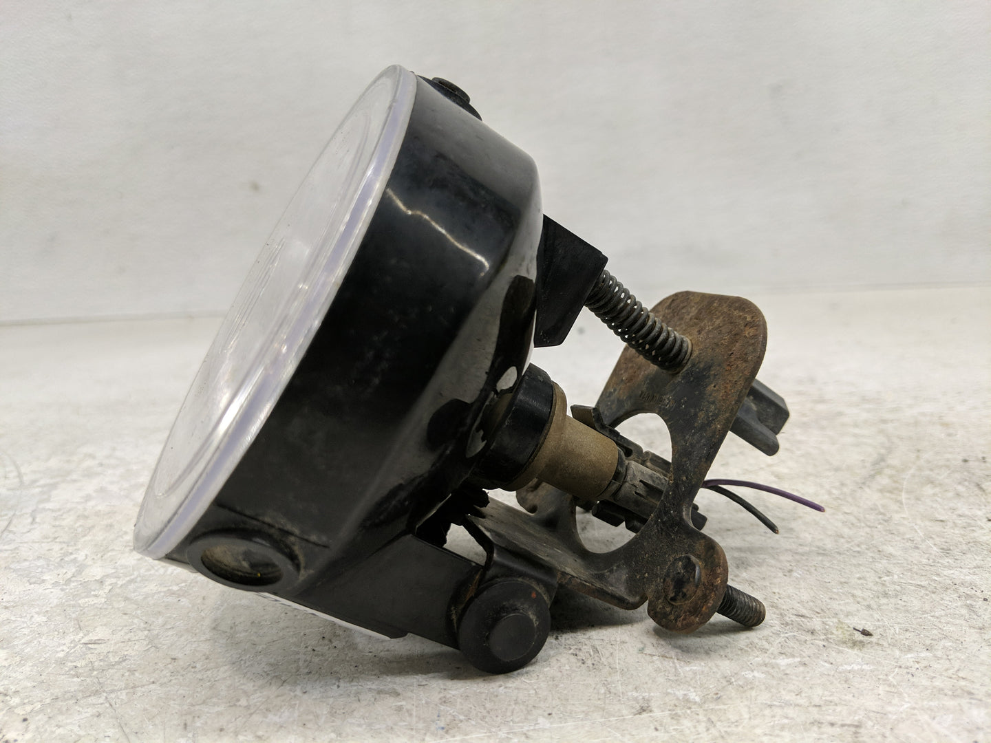 1994-2003 Pontiac Grand Prix Driver Left Oem Fog Light Lamp - Oemusedautoparts1.com