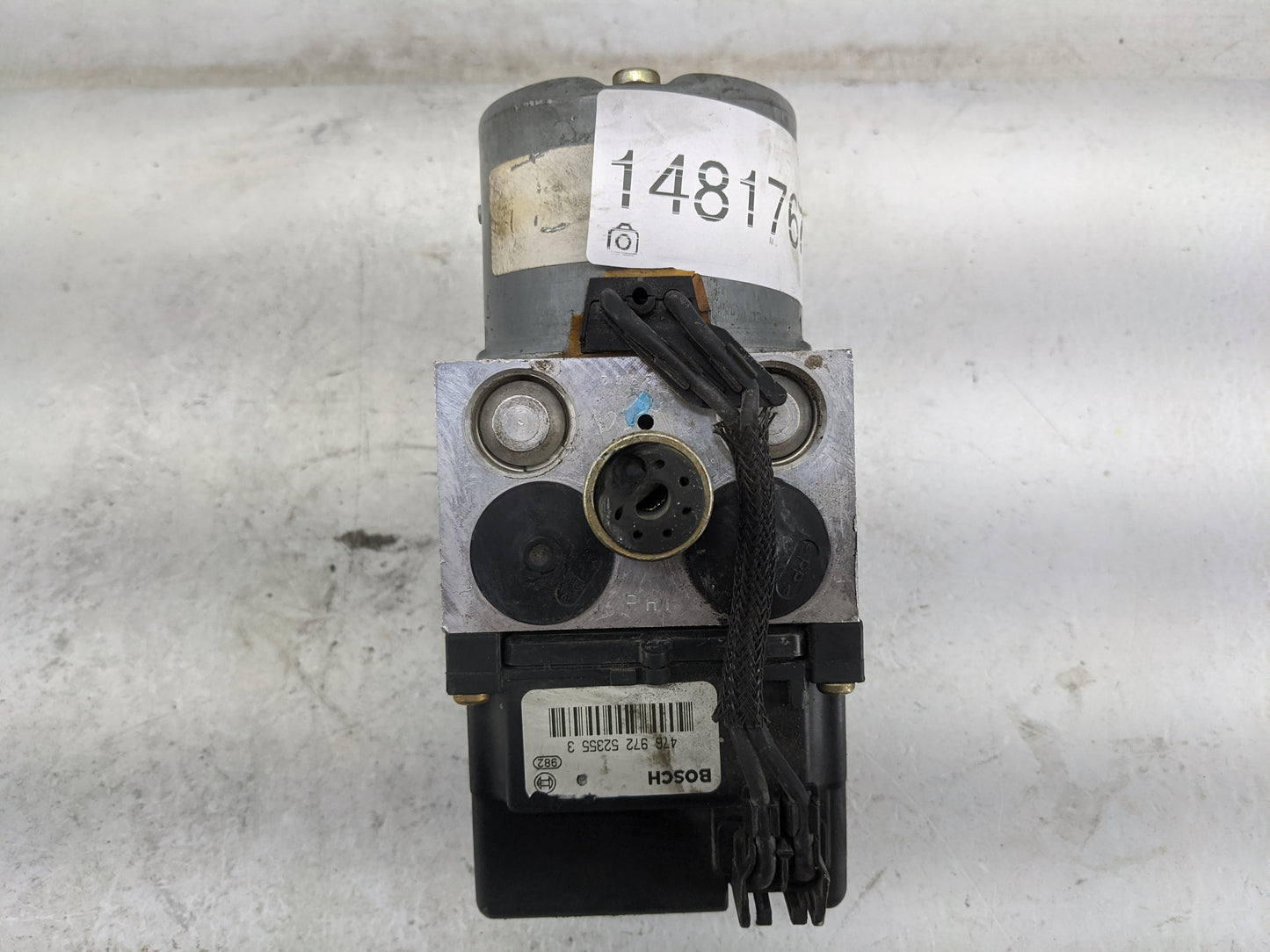 2000 Pontiac Grand Prix ABS Pump Control Module Replacement P/N:0265216761 10432913, 4B0972523553 Fits OEM Used Auto Parts -