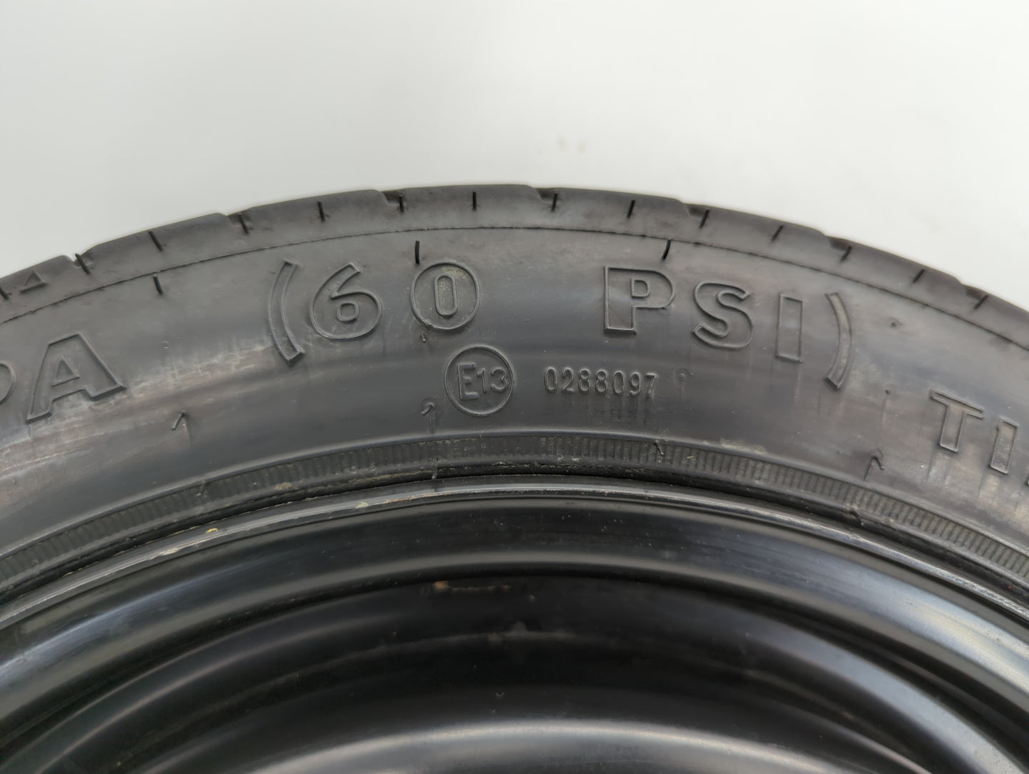1997-2003 Pontiac Grand Prix Spare Donut Tire Wheel Rim Oem - Oemusedautoparts1.com