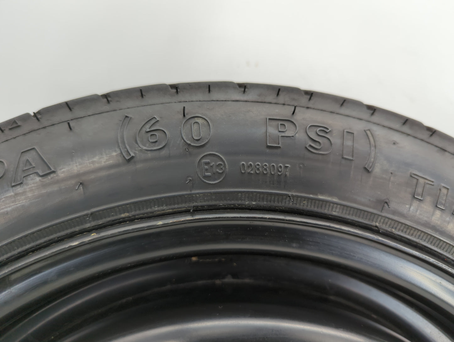 1997-2003 Pontiac Grand Prix Spare Donut Tire Wheel Rim Oem - Oemusedautoparts1.com