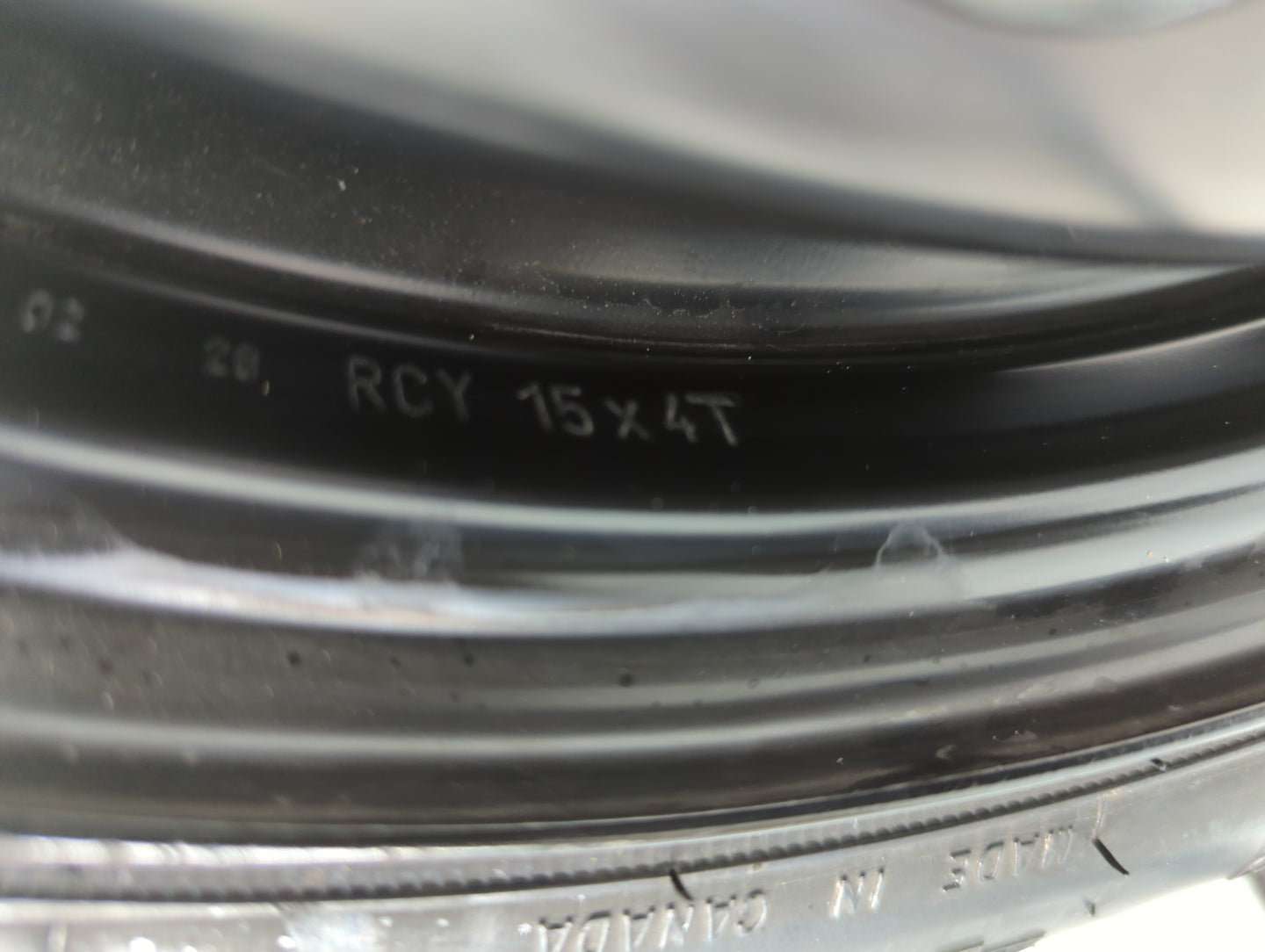 1997-2003 Pontiac Grand Prix Spare Donut Tire Wheel Rim Oem - Oemusedautoparts1.com