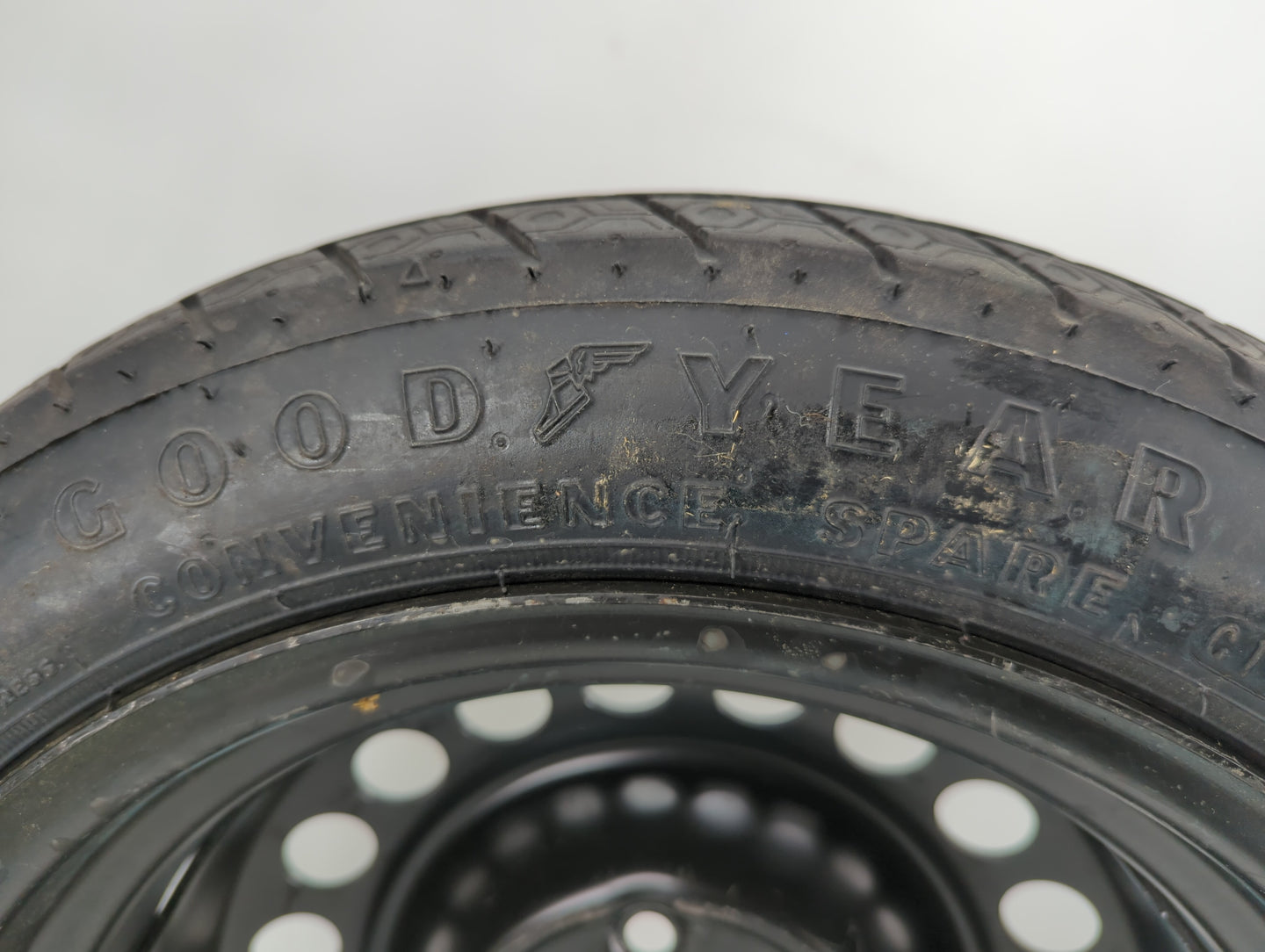 1997-2003 Pontiac Grand Prix Spare Donut Tire Wheel Rim Oem - Oemusedautoparts1.com