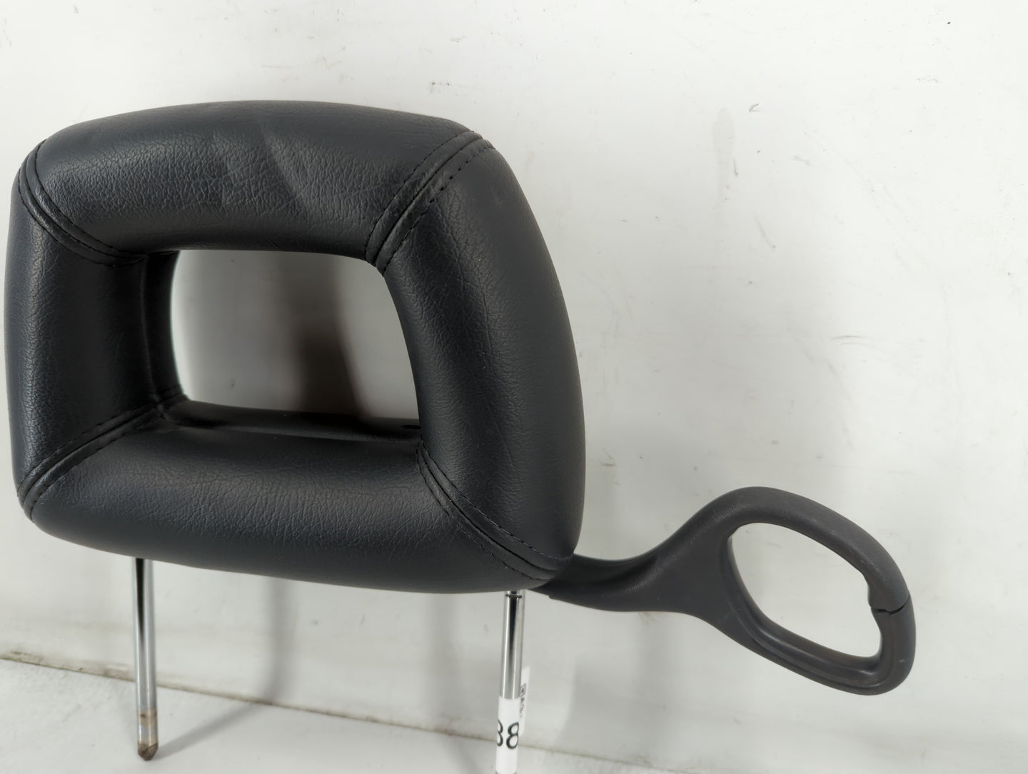 2000-2002 Pontiac Grand Prix Headrest Head Rest Front Driver Passenger Seat Fits Fits 2000 2001 2002 OEM Used Auto Parts - O