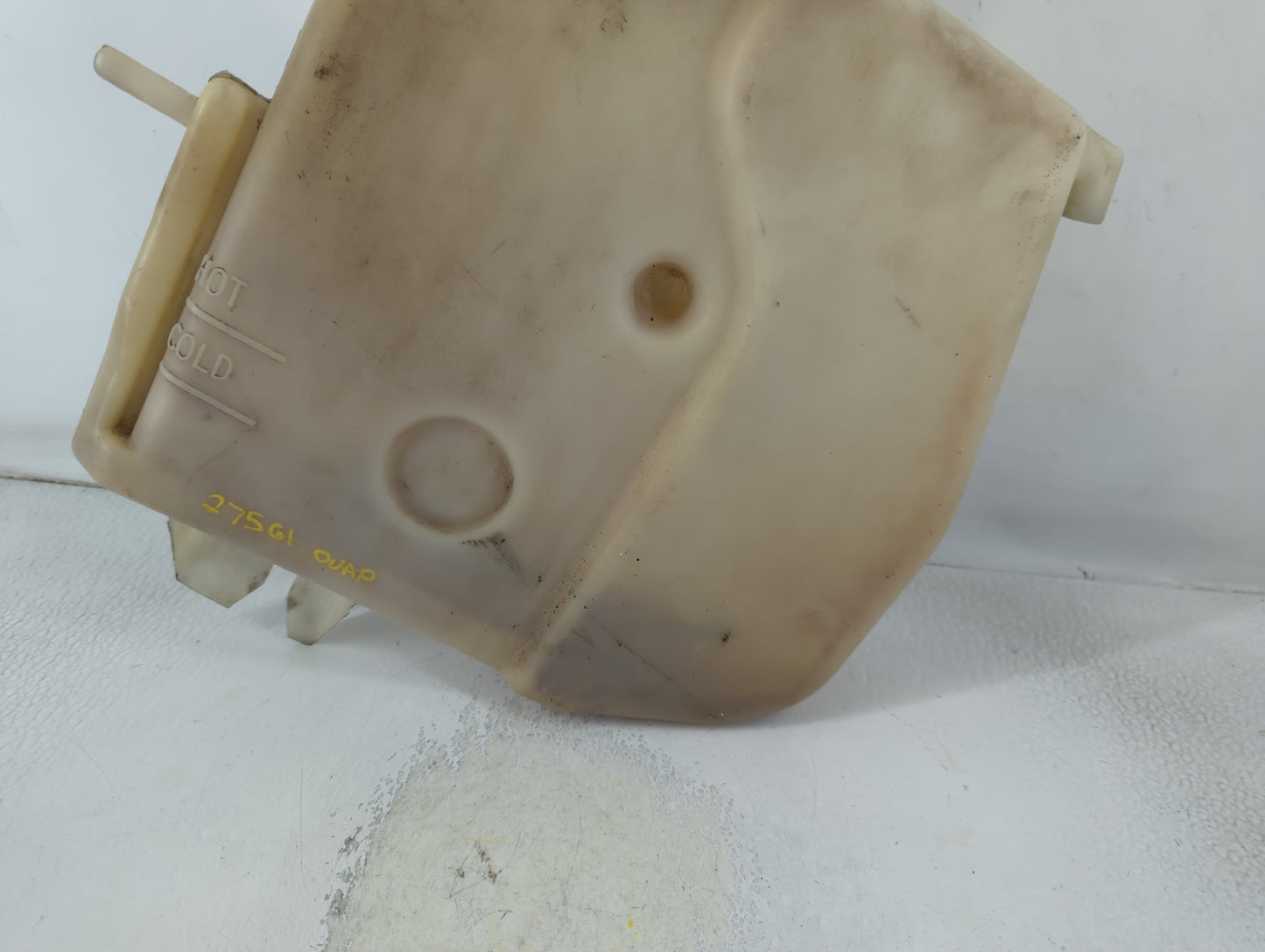 2000 Pontiac Grand Prix Radiator Coolant Overflow Expansion Tank Bottle - Oemusedautoparts1.com