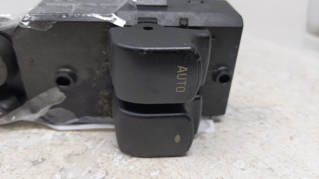 2000 Pontiac Montana Master Power Window Switch Replacement Driver Side Left P/N:10615842 Fits OEM Used Auto Parts - Oemused