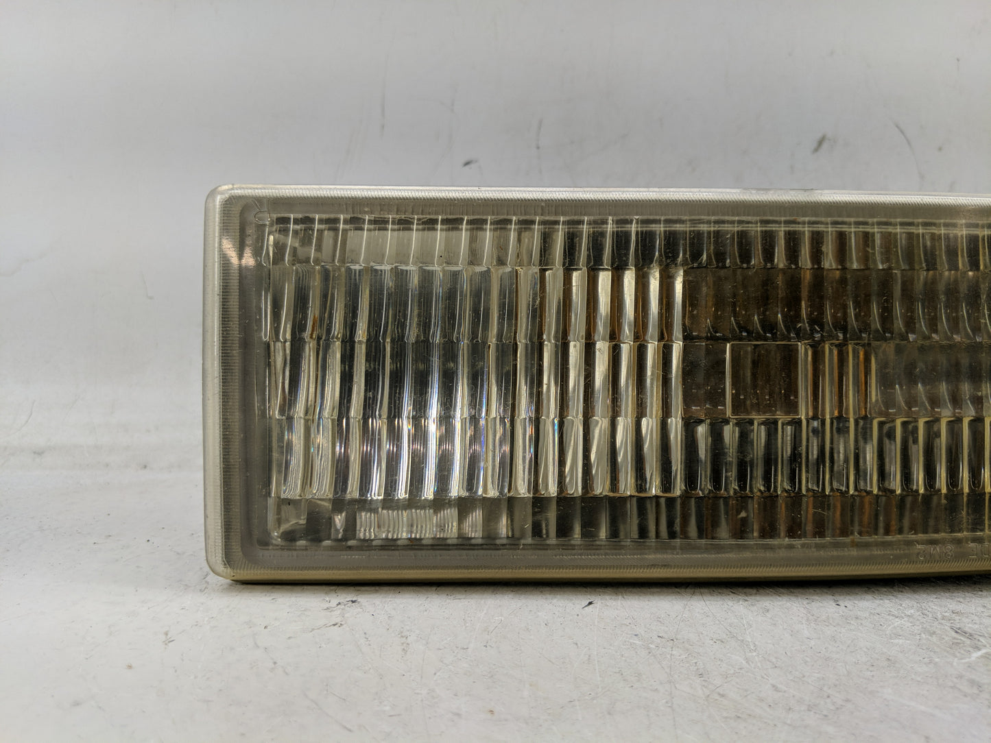 Pontiac Safari Passenger Right Oem Front Light Lamp - Oemusedautoparts1.com