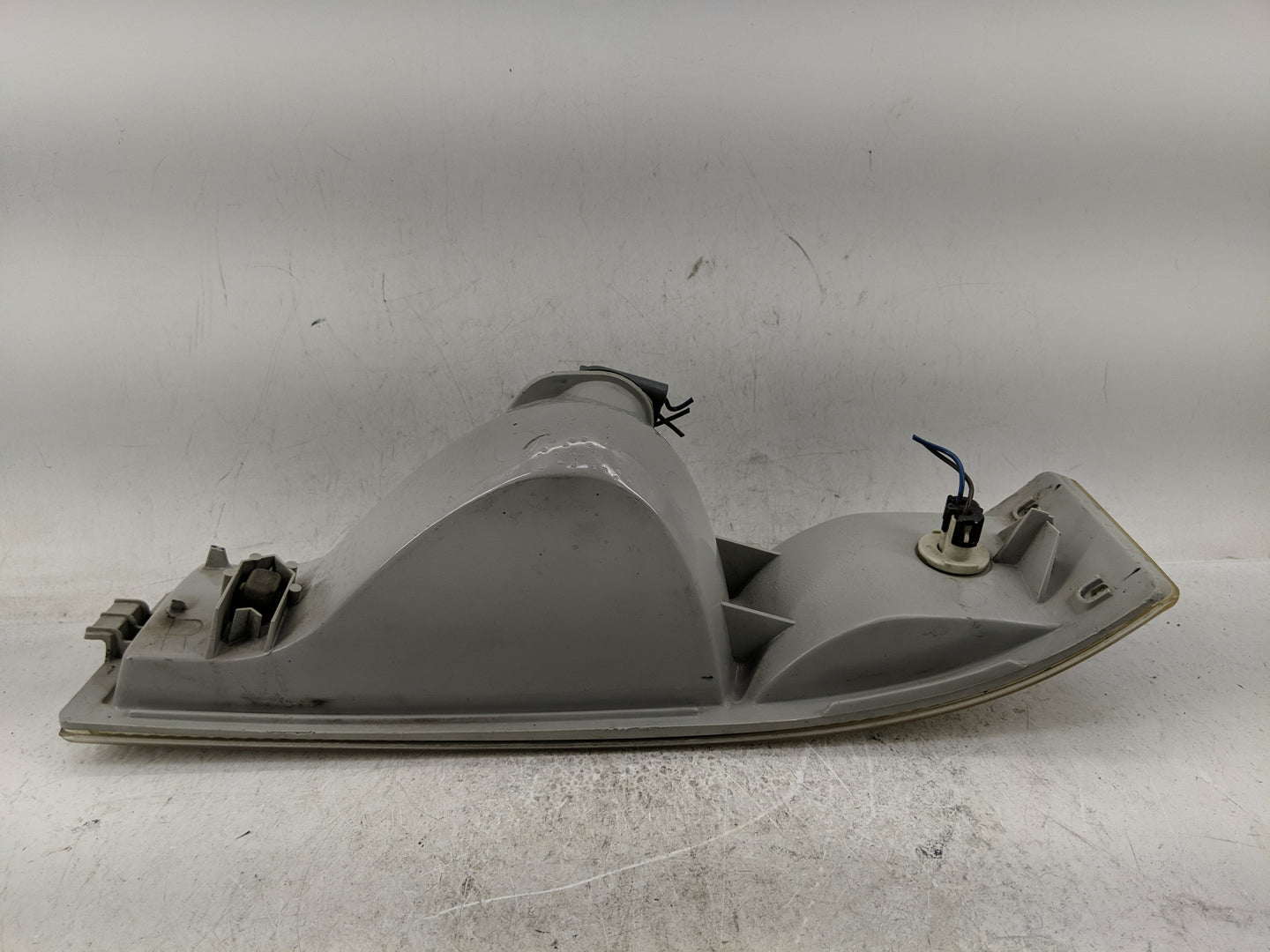 Pontiac Safari Passenger Right Oem Front Light Lamp - Oemusedautoparts1.com