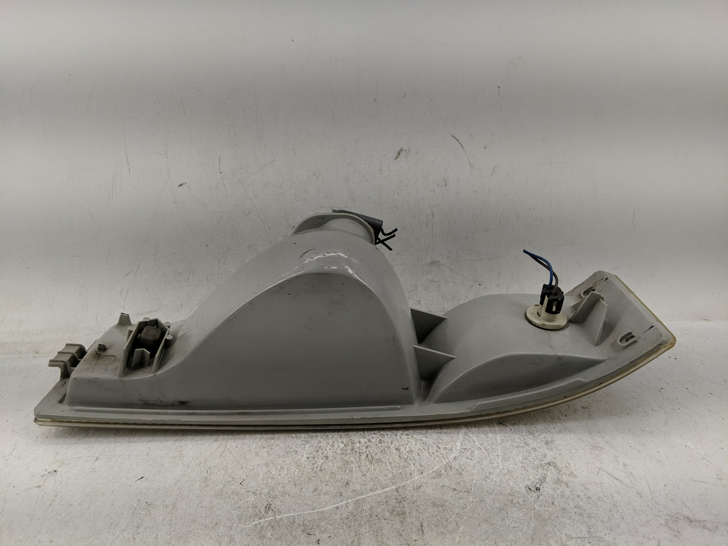 Pontiac Safari Passenger Right Oem Front Light Lamp - Oemusedautoparts1.com