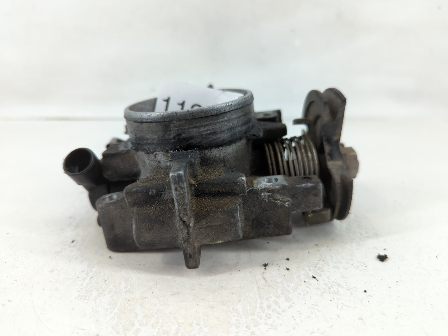 2000-2002 Pontiac Sunfire Throttle Body P/N:66870 Fits Fits 2000 2001 2002 OEM Used Auto Parts - Oemusedautoparts1.com