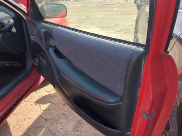 2000 Pontiac Sunfire Front Right Passenger Interior Door Panel Trim