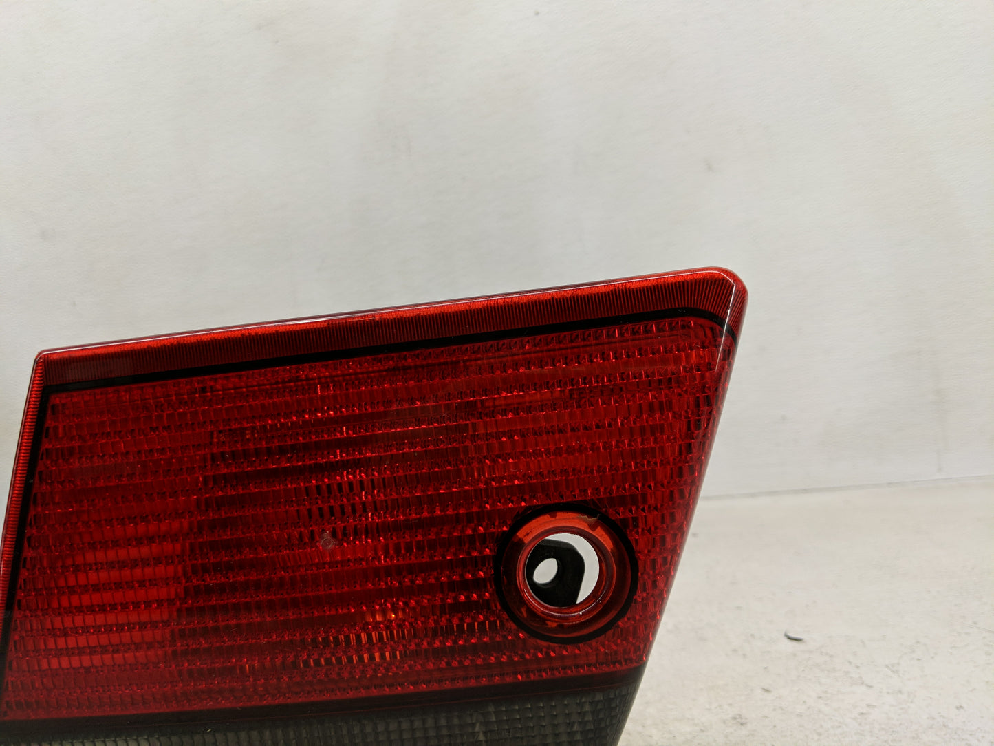 2000 Saab 95 Tail Light Assembly Passenger Right OEM Fits OEM Used Auto Parts - Oemusedautoparts1.com