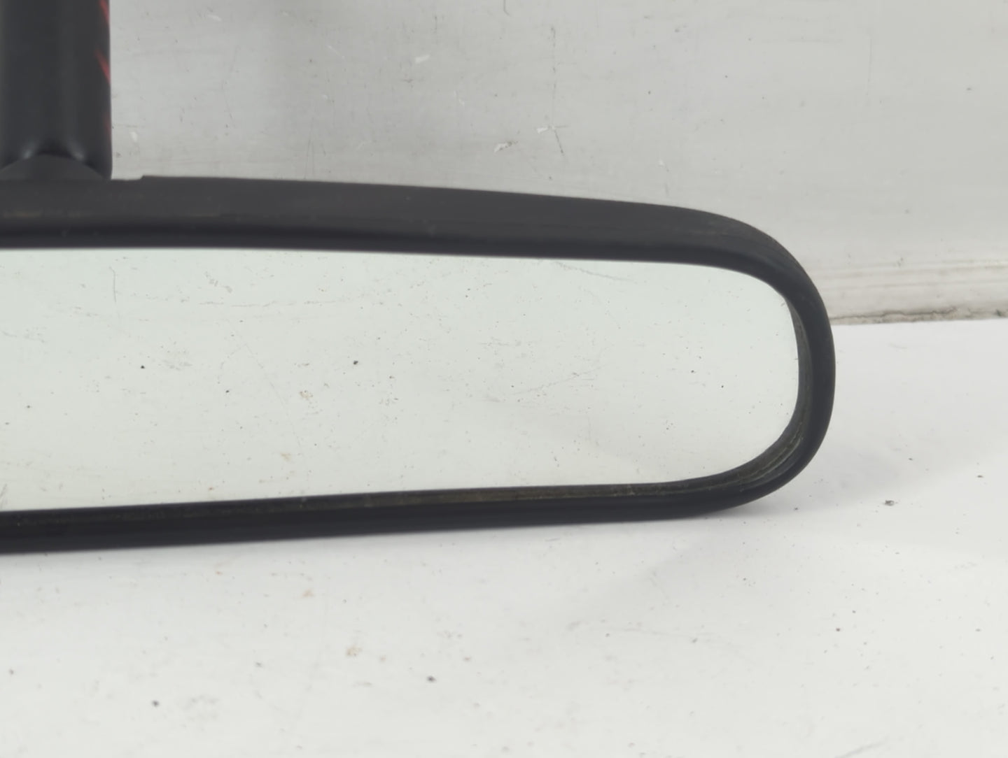 2000 Saturn Sl Interior Rear View Mirror Replacement OEM P/N:E8011082 Fits OEM Used Auto Parts - Oemusedautoparts1.com