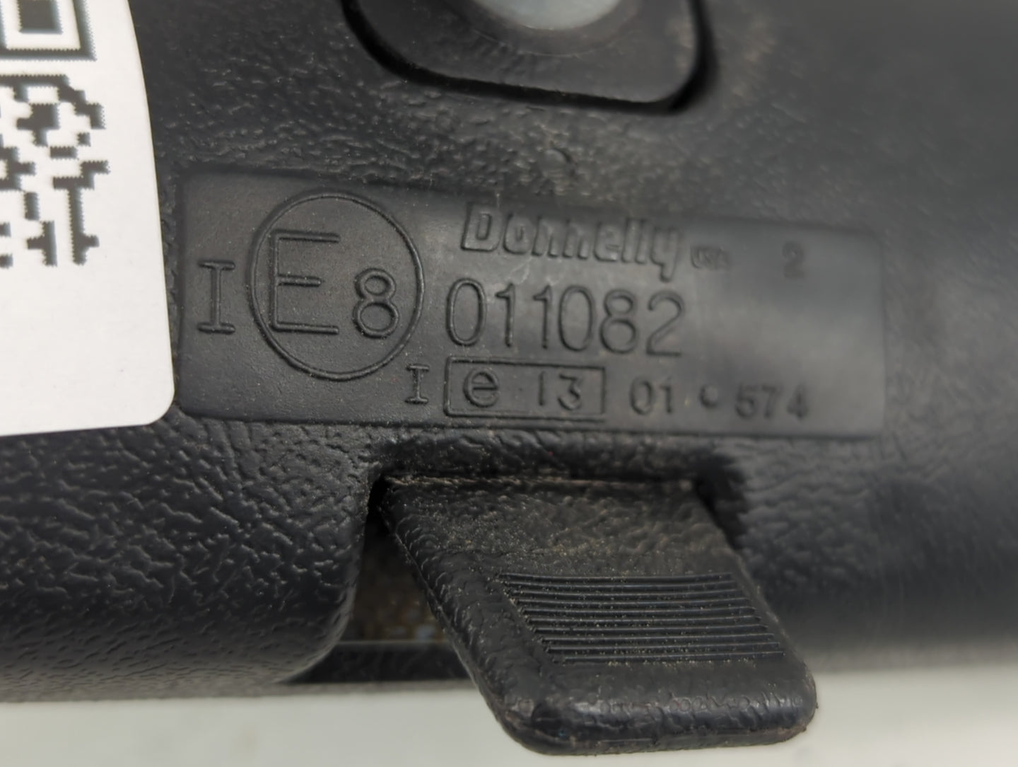 2000 Saturn Sl Interior Rear View Mirror Replacement OEM P/N:E8011082 Fits OEM Used Auto Parts - Oemusedautoparts1.com