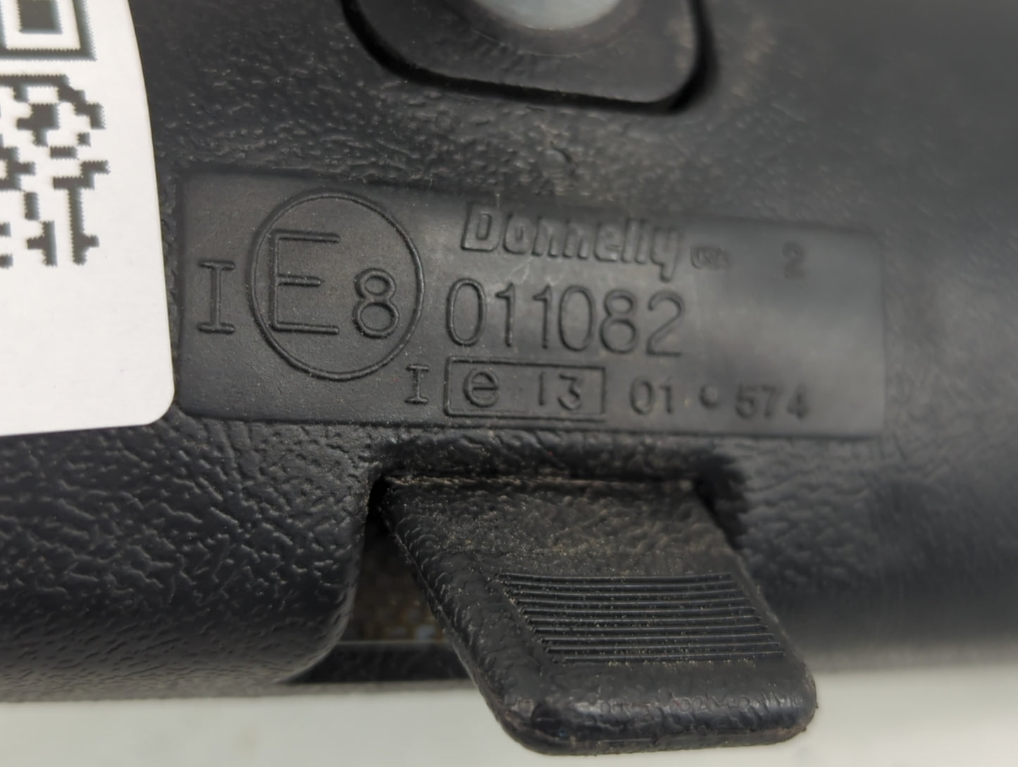 2000 Saturn Sl Interior Rear View Mirror Replacement OEM P/N:E8011082 Fits OEM Used Auto Parts - Oemusedautoparts1.com