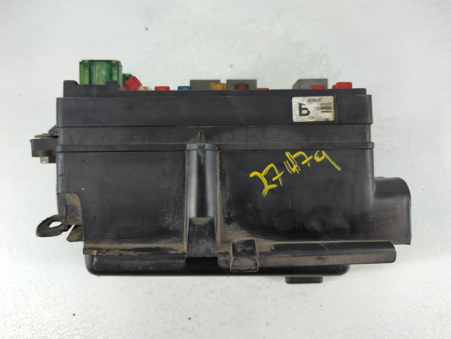 2000 Saturn Sl Fusebox Fuse Box Panel Relay Module Fits OEM Used Auto Parts - Oemusedautoparts1.com