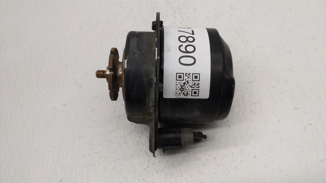 1994-2002 Saturn Sl2 Left Radiator Fan Motor Assembly - Oemusedautoparts1.com